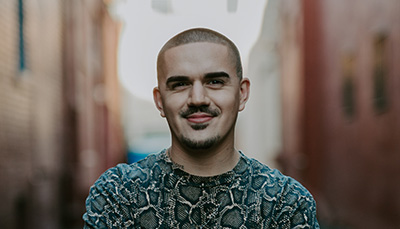 Makeup Artist - Alex Tawney